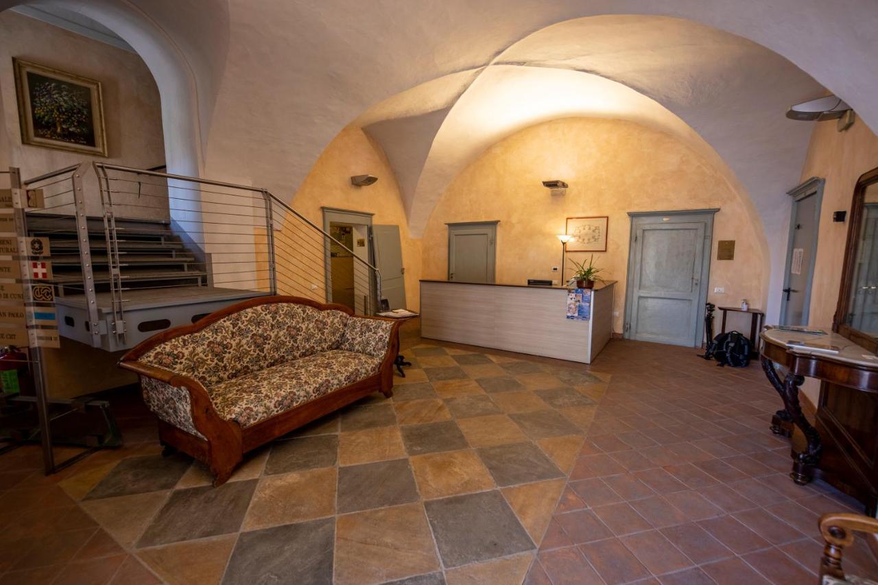 Albergo Dell'Academia Mondovi Bagian luar foto