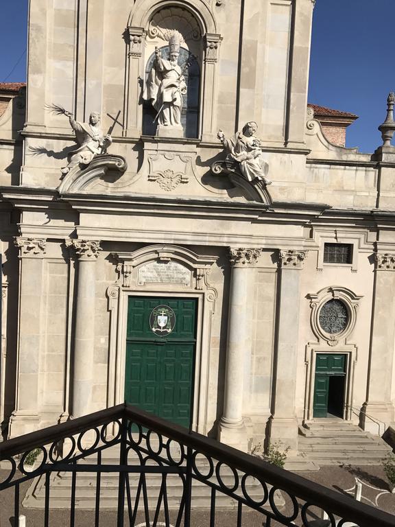 Albergo Dell'Academia Mondovi Bagian luar foto