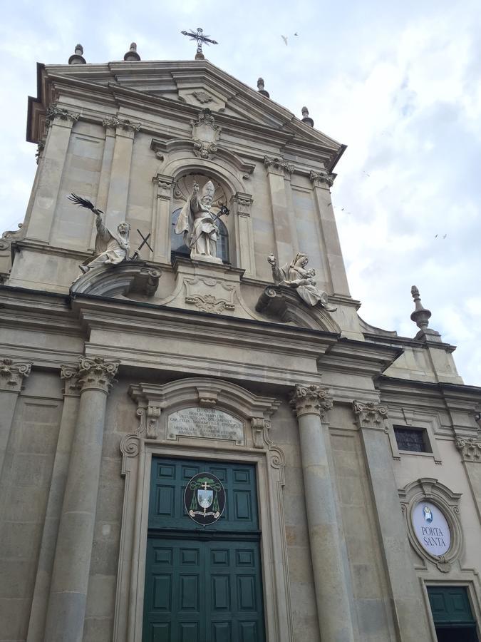 Albergo Dell'Academia Mondovi Bagian luar foto