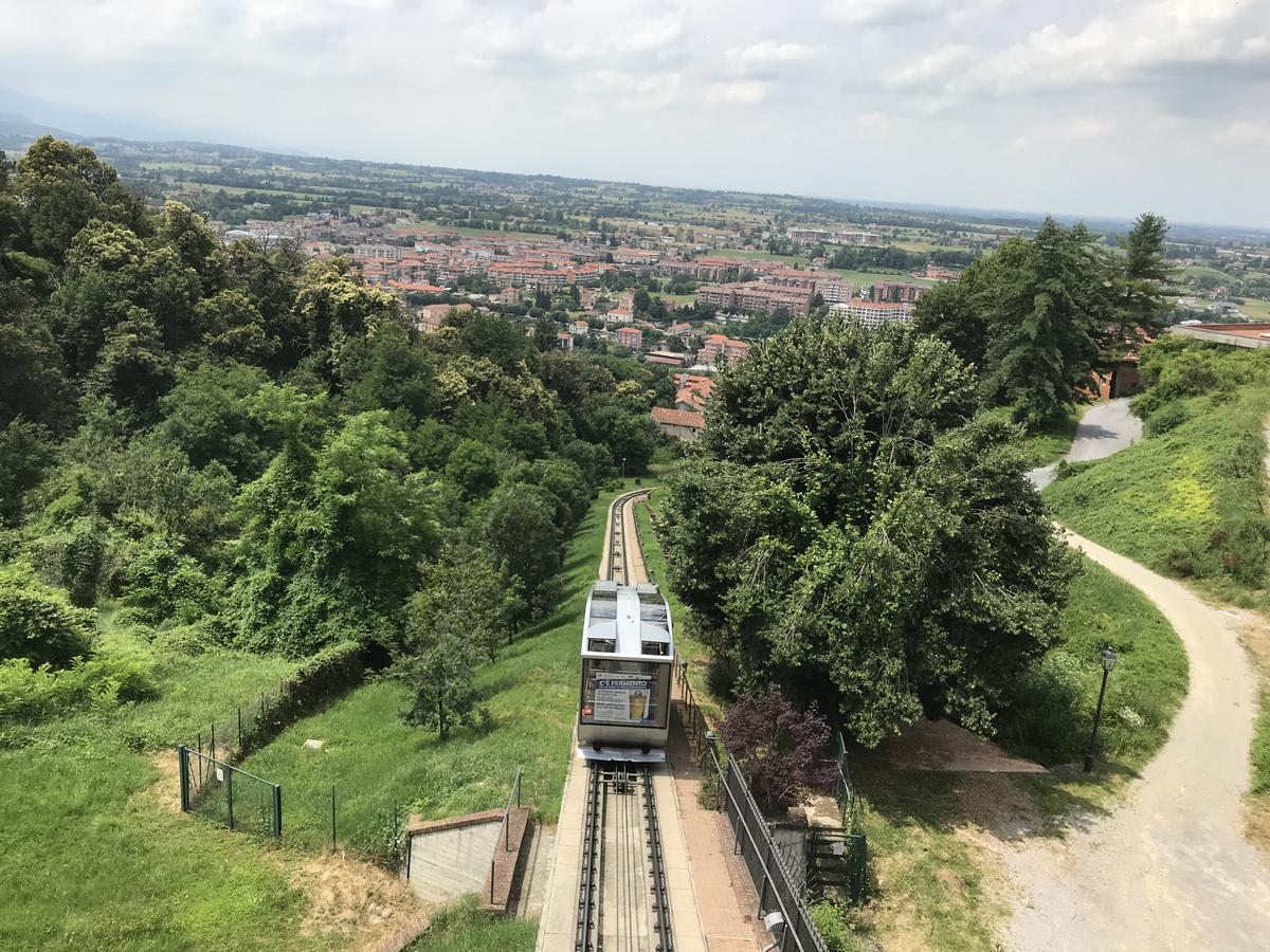 Albergo Dell'Academia Mondovi Bagian luar foto